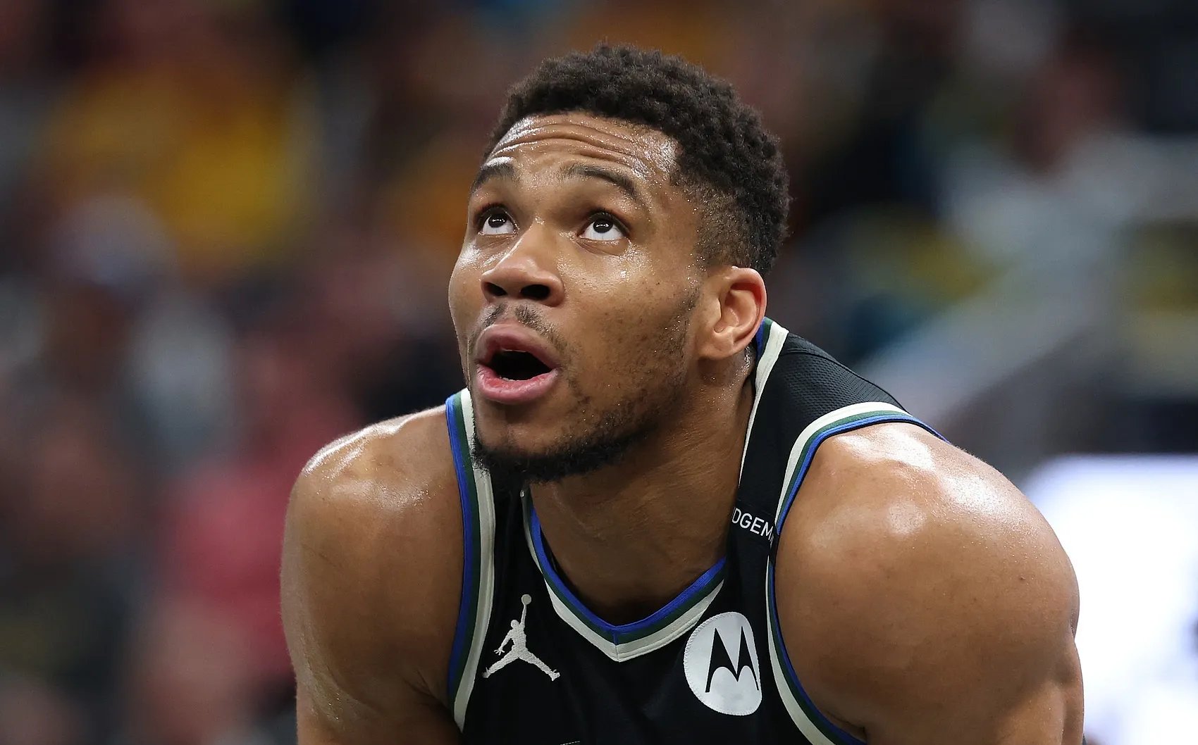 爱游戏-包含字母哥意外战胜皇家马德里，持续失利引爆全场！热度持续攀升的词条