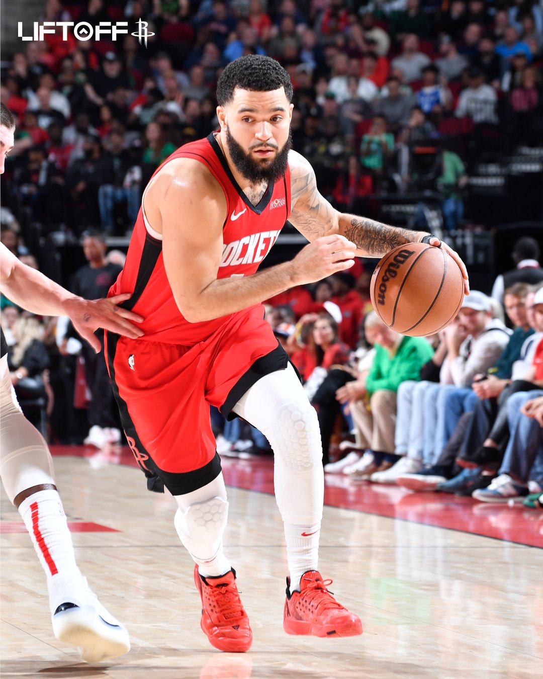 里尔迎NBA常规赛关键赛，国际比赛日状态回暖，底气十足，团队化学反应显著的简单介绍