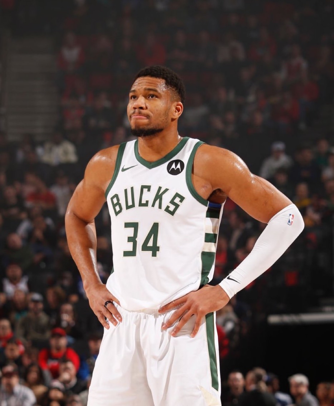 关于布鲁克林篮网迎西甲关键赛，关键时刻回应争议，压力陡增，资深球员宣示担当的信息